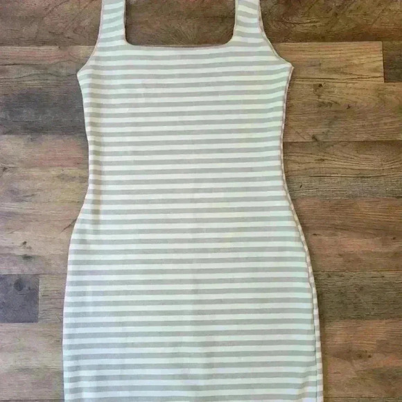 Zara Gray & White Striped Bodycon Dress Size Large - Picture 2 of 4